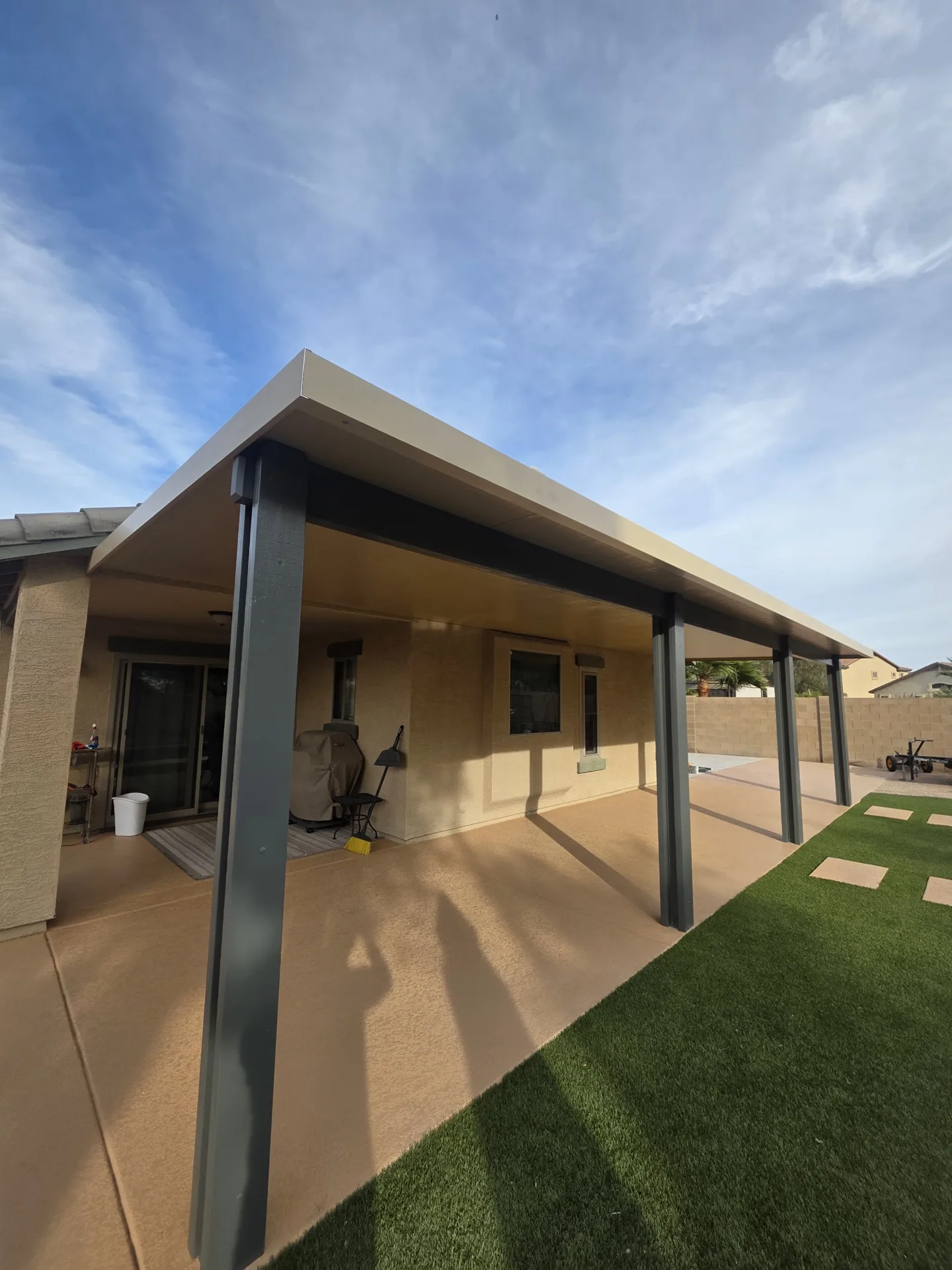 Aluminum patio cover installed by A to Z Shades and Shutters in Mesa, AZ, serving the Phoenix metro area (project photo patio patio 26)
