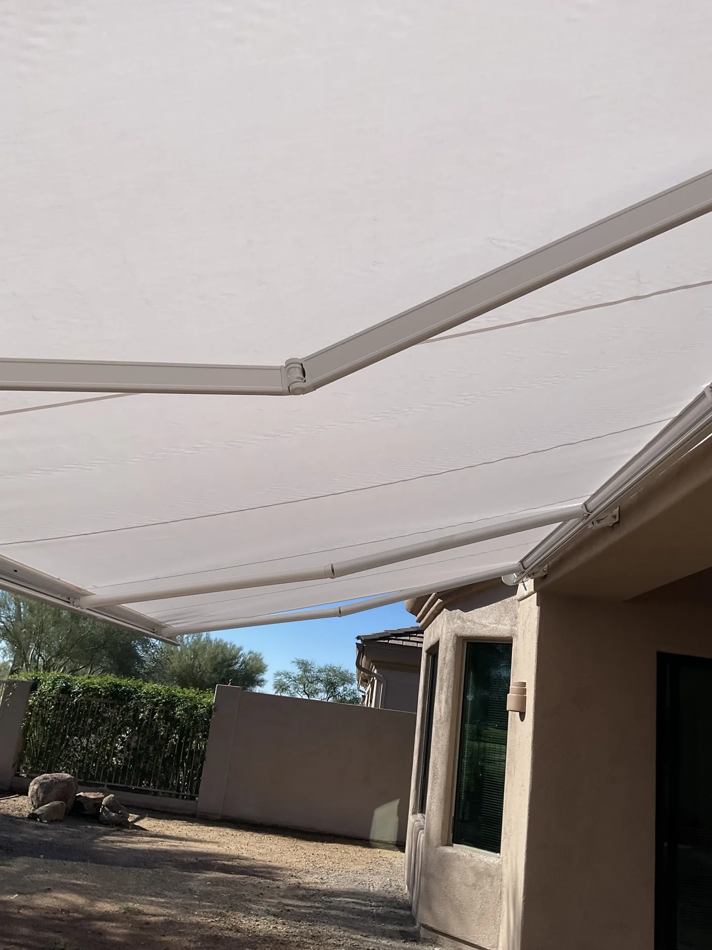 Shade repair installed by A to Z Shades and Shutters in Mesa, AZ, serving the Phoenix metro area (project photo repairs awnings 42)
