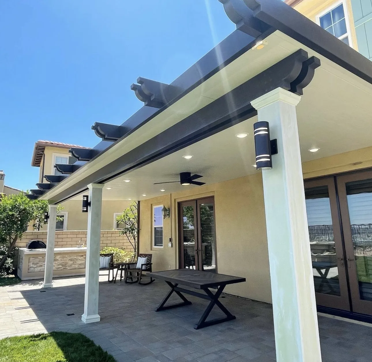Aluminum patio cover installed by A to Z Shades and Shutters in Mesa, AZ, serving the Phoenix metro area (project photo patio patio 6)