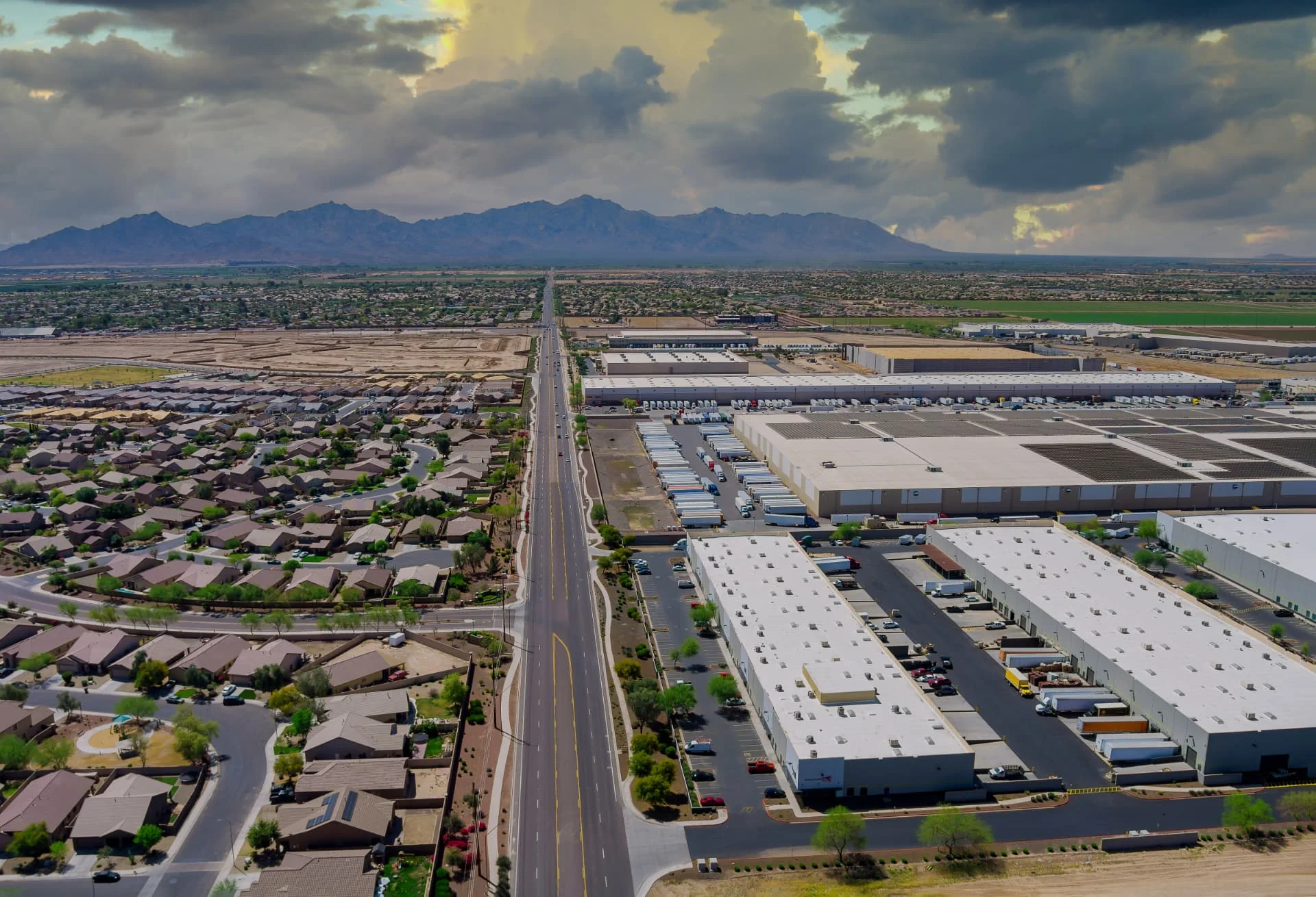 Avondale, Arizona boulevard with mountains on the horizon
