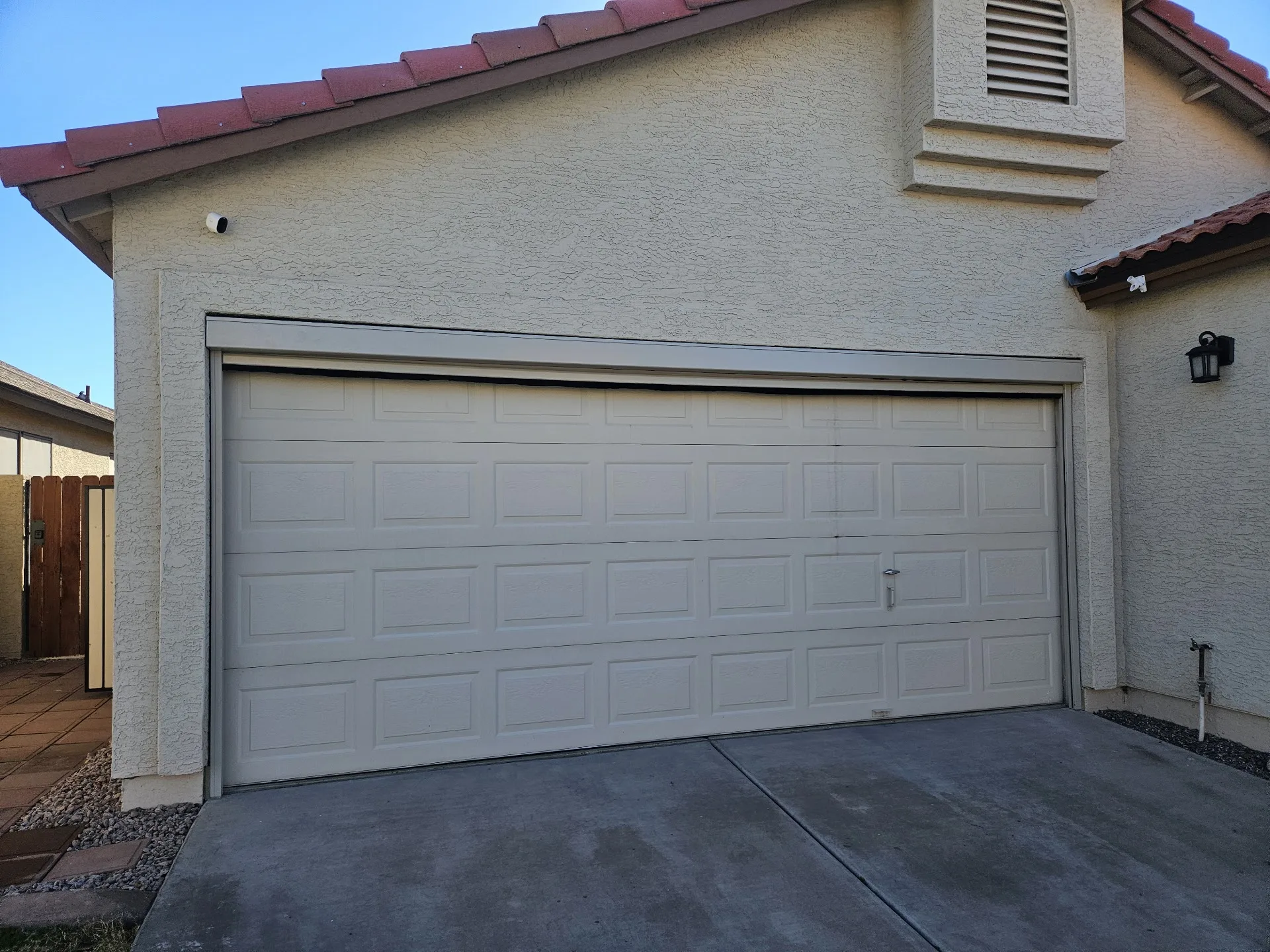 Exterior solar screen installed by A to Z Shades and Shutters in Mesa, AZ, serving the Phoenix metro area (project photo screens track 19)